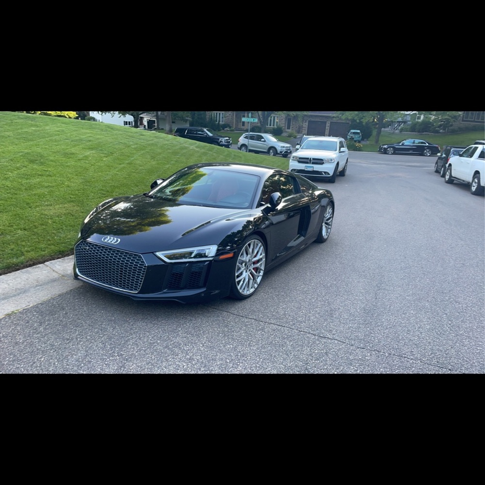 Meet your Posher, Anthony